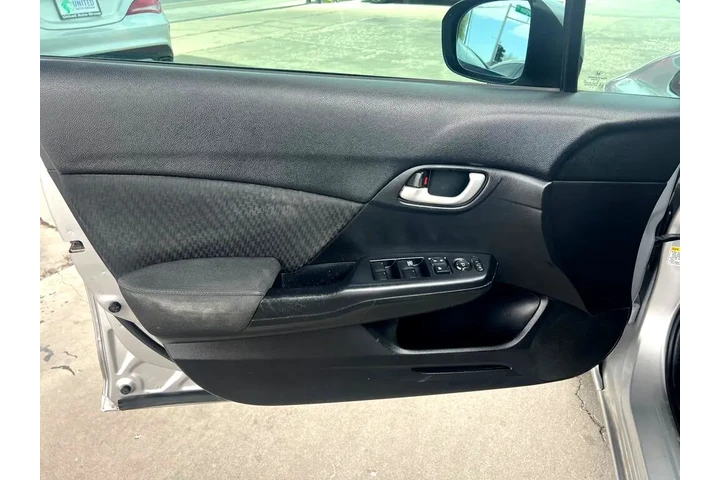 2014 Civic LX Sedan 5-Speed MT image 10