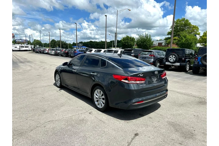 $8900 : 2016 Optima 4dr Sdn LX image 4