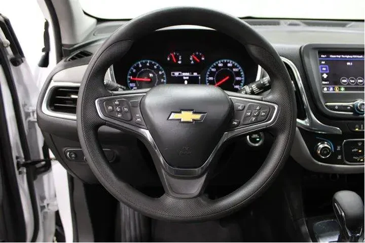 $20988 : Chevrolet Equinox 2024 LS 4d image 10