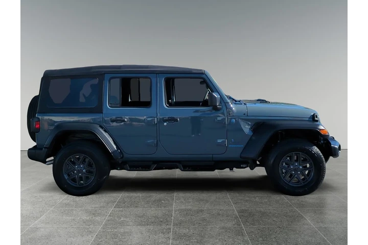 Jeep Wrangler 2025 image 6