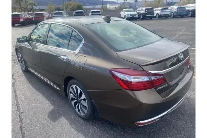 $19950 : Honda Accord Hybrid 2017 Tou image 7