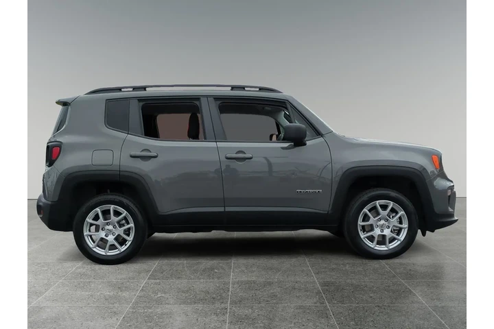$17250 : Jeep Renegade 2022 4x4 Sport image 6