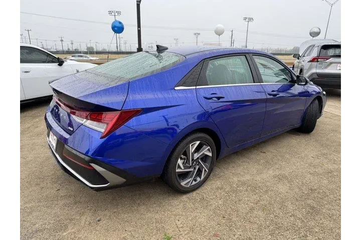 $26541 : Hyundai ELANTRA Hybrid 2025 image 5