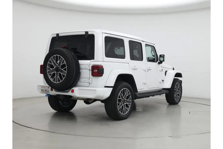 $37998 : Jeep Wrangler 2024 4x4 High image 8