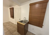 Renta  casita en Los Angeles