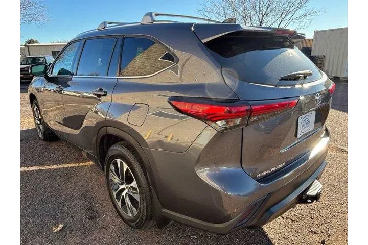 $28999 : Toyota Highlander 2021 AWD X image 4
