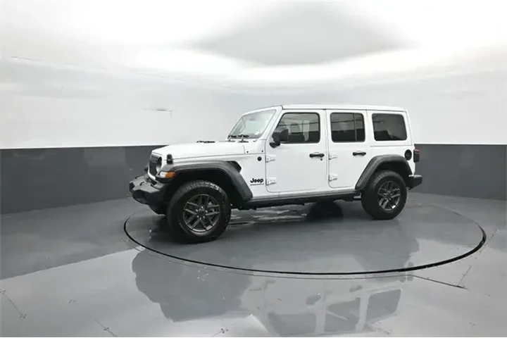 $33962 : Jeep Wrangler 2024 4x4 Sport image 4