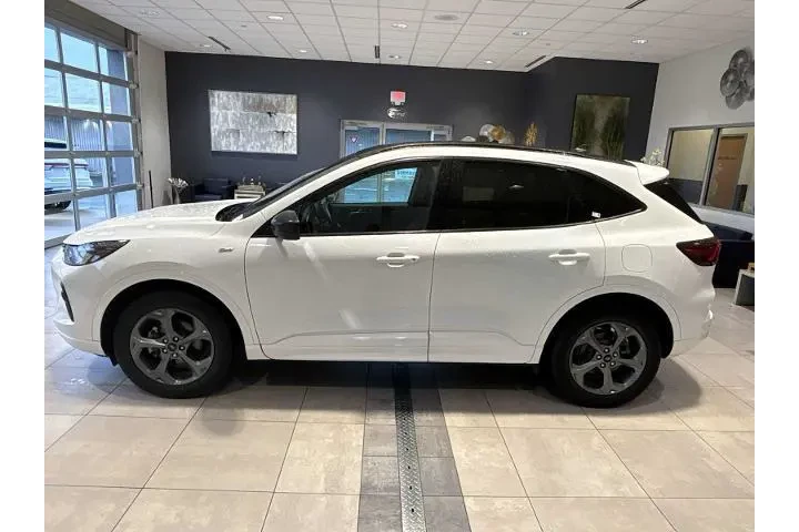 $24965 : Ford Escape 2024 AWD ST-Line image 6