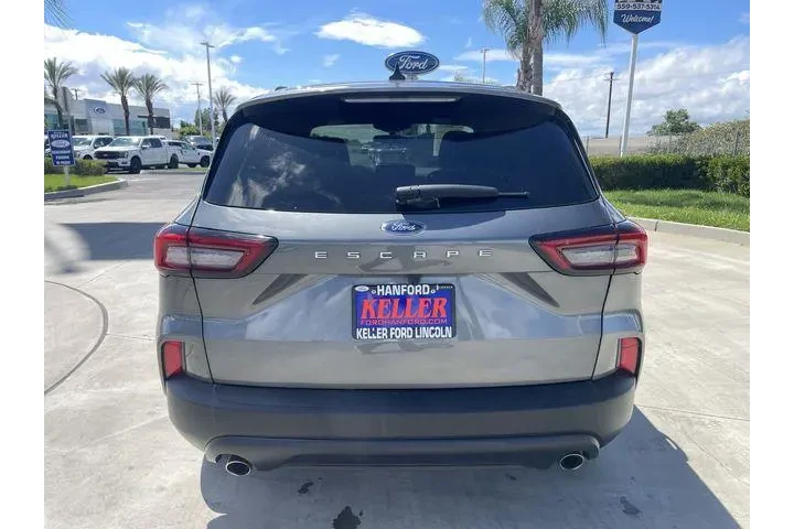 $23888 : Ford Escape 2025 ST-Line 4dr image 7