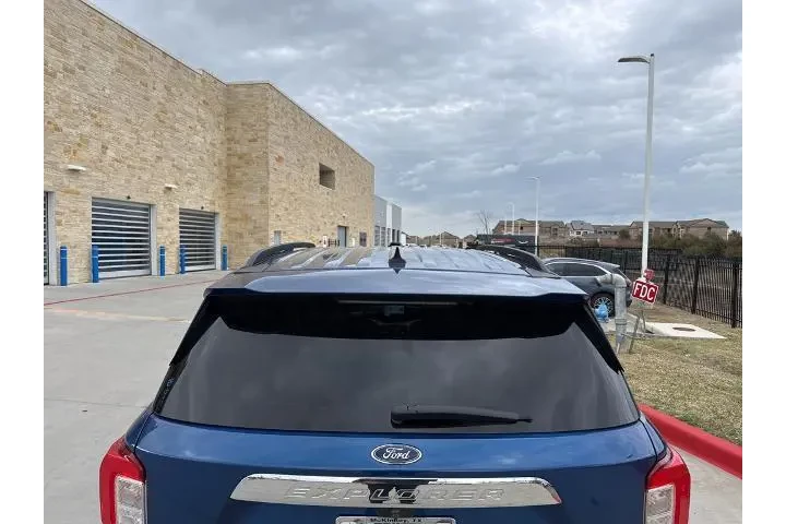 $23959 : Ford Explorer 2021 XLT 4dr S image 4