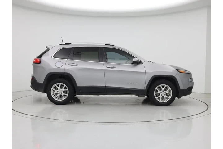$15998 : Jeep Cherokee 2018 4x4 Latit image 7