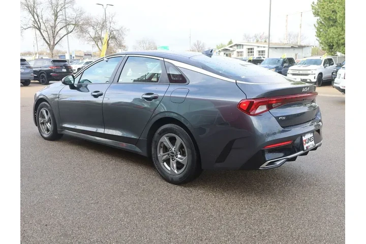 $15877 : Kia K5 2022 LXS 4dr Sedan image 7