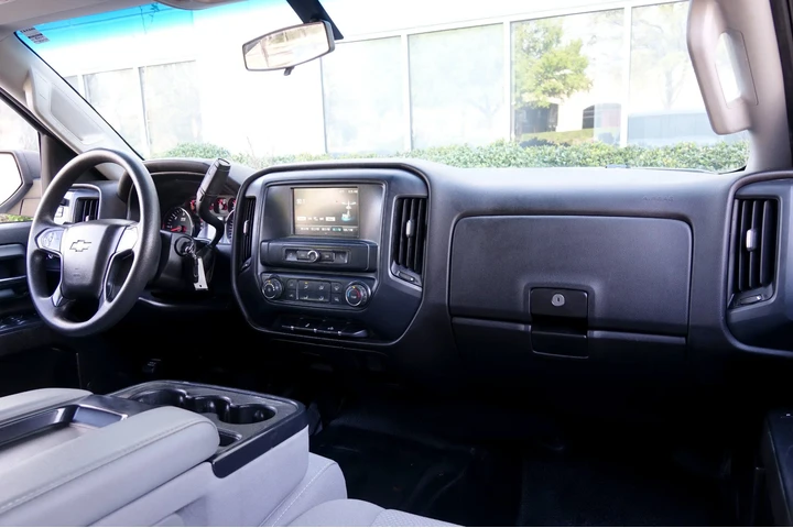 $11990 : 2018 Silverado 2500HD WT image 7