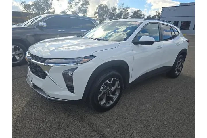 $23995 : Chevrolet Trax 2025 LT 4dr C image 5