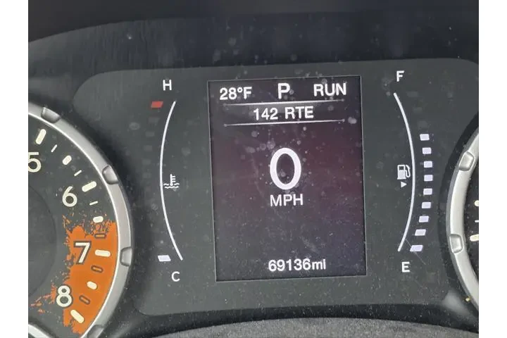 $14000 : Jeep Renegade 2018 4x4 Latit image 10