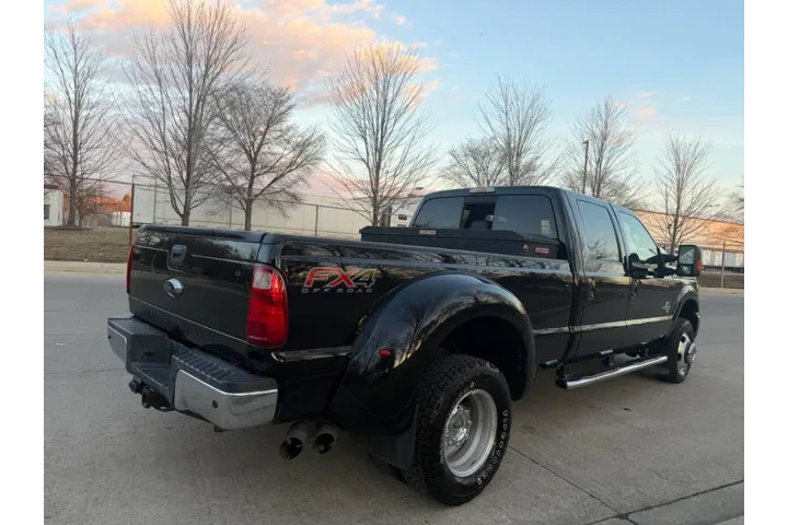 $1 : 2014 F-350 Super Duty Lariat image 9