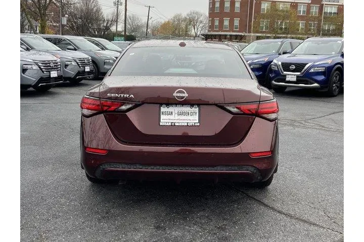 $19950 : Nissan Sentra 2025 SV 4dr Se image 5