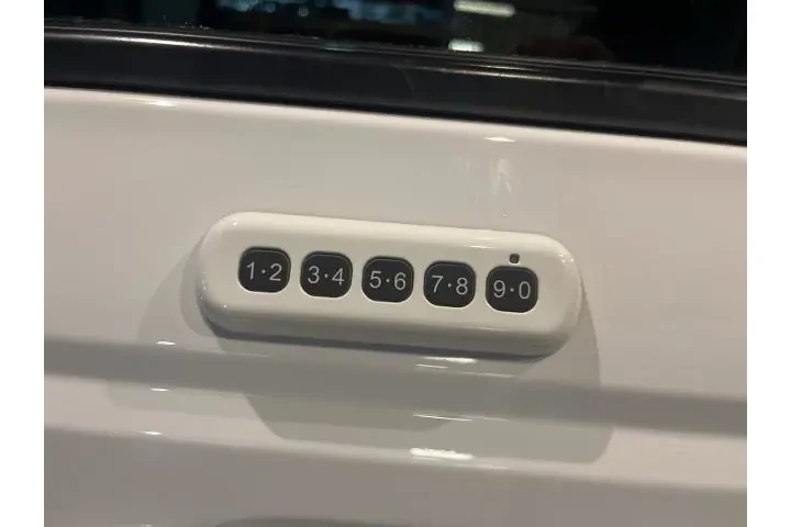 $37900 : Ford Bronco 2023 4x4 Outer B image 5