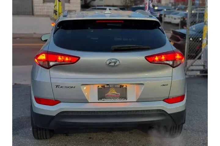 2017 HYUNDAI TUCSON2017 HYUND image 1