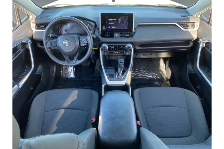 $30990 : Toyota RAV4 2024 AWD LE 4dr image 10