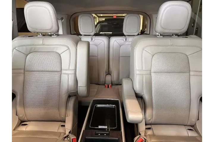 $37990 : Lincoln Aviator 2020 AWD Res image 5