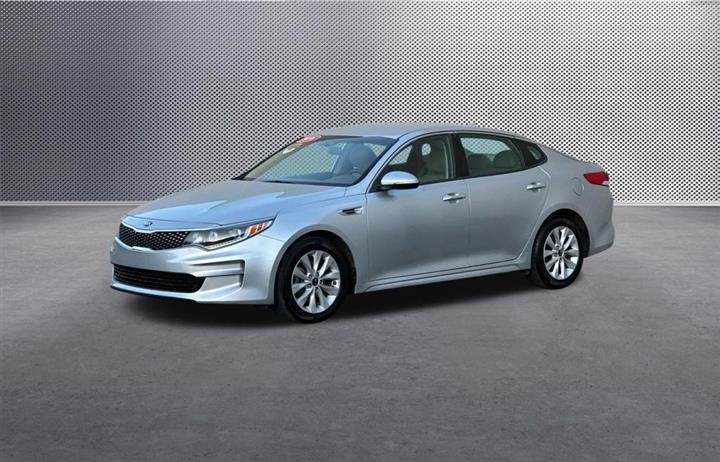 $13977 : 2016 Optima EX image 3