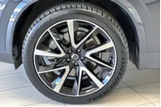 $32402 : Volvo XC90 2022 AWD T6 Momen thumbnail