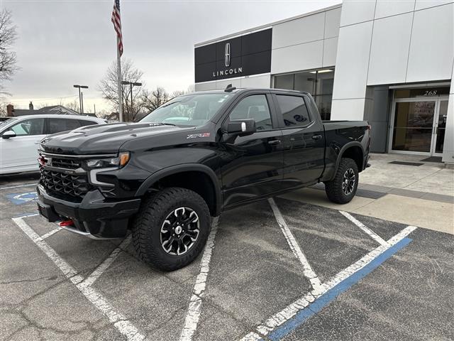 $67999 : 2024 Silverado 1500 ZR2 Truck image 3