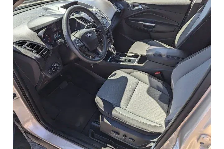 $9999 : Ford Escape 2018 SE 4dr SUV image 9