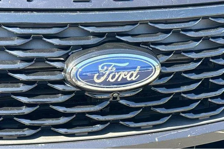 $36955 : Ford Explorer 2024 AWD ST-Li image 8