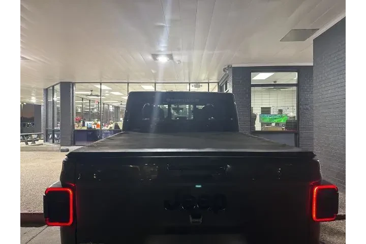 $30755 : Jeep Gladiator 2022 4x4 Over image 5