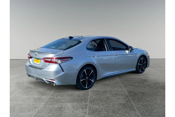 $28217 : Toyota Camry 2018 XSE V6 4dr image 5