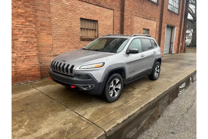 $19999 : 2018 Cherokee Trailhawk image 2
