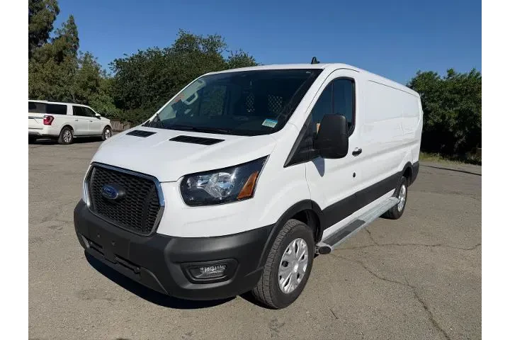 $34000 : Ford Transit 2024 250 3dr SW image 1