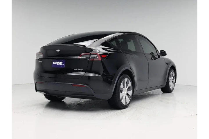 $37998 : Tesla Model Y 2024 AWD Long image 8