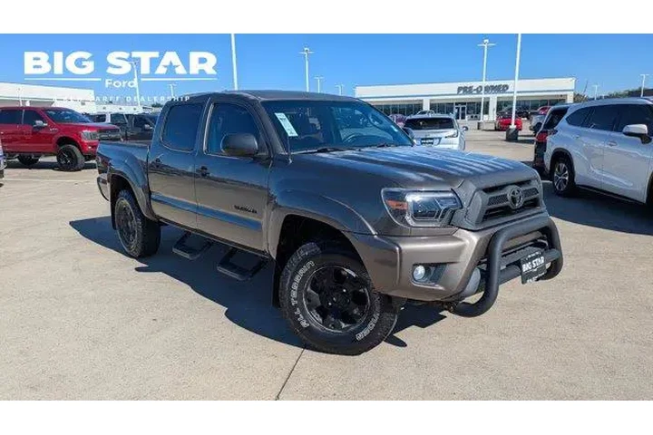 $14495 : Toyota Tacoma 2014 4x2 PreRu image 1