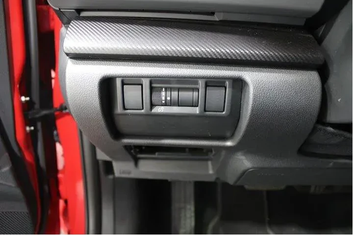 $27983 : Subaru Crosstrek 2024 AWD Pr image 8