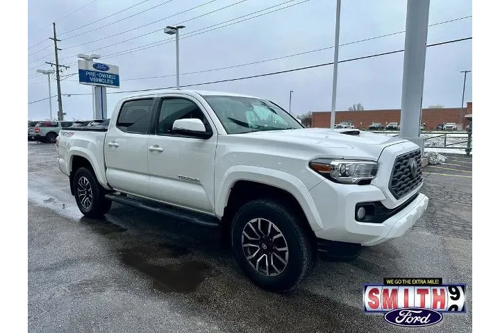 $34088 : Toyota Tacoma 2021 4x4 TRD S image 3