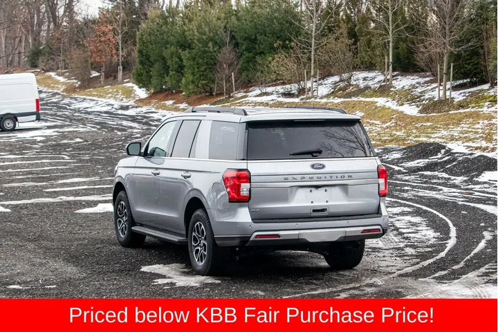 $35395 : Ford Expedition 2024 4x2 XLT image 6