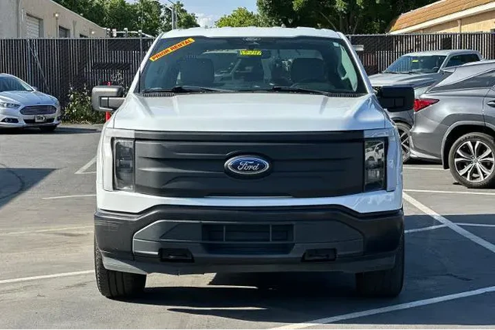 $33888 : Ford F-150 Lightning 2022 AW image 5