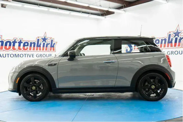 $21648 : MINI Hardtop 2 Door 2023 Coo image 5