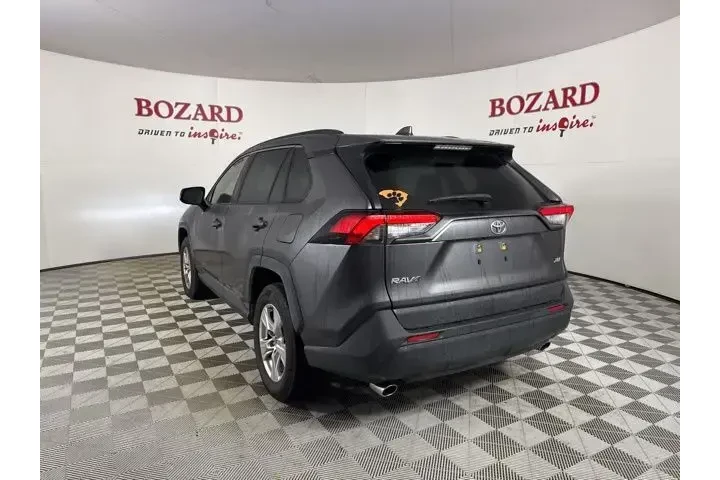 $20000 : Toyota RAV4 2019 XLE 4dr SUV image 6