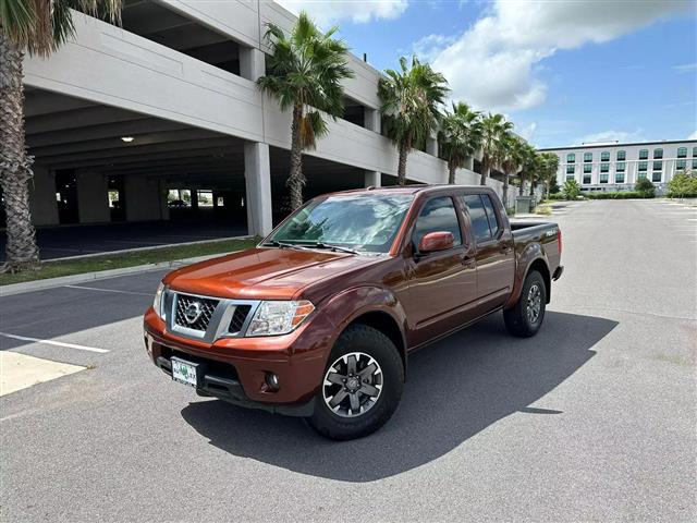 $18750 : 2017 NISSAN FRONTIER CREW CAB image 2