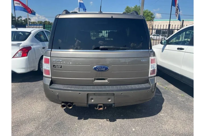 2012 Flex SEL image 3