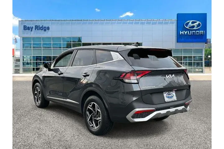 $18774 : Kia Sportage 2024 AWD LX 4dr image 7
