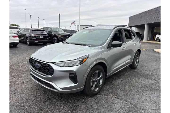 $24485 : Ford Escape 2024 AWD ST-Line image 3