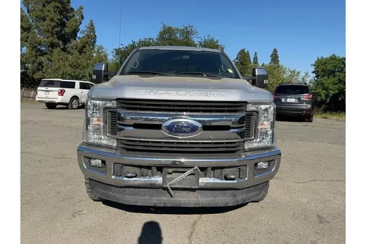 $33000 : Ford F-250 Super Duty 2017 4 image 8