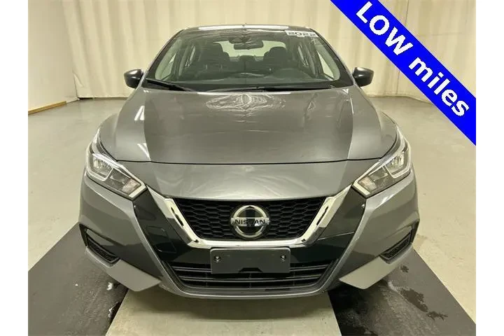 $17899 : Nissan Versa 2022 S 4dr Seda image 5