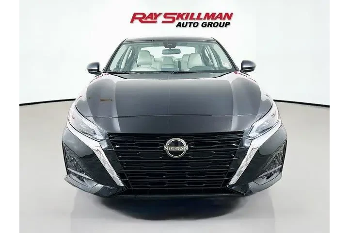 $24975 : Nissan Altima 2025 2.5 SV 4d image 2