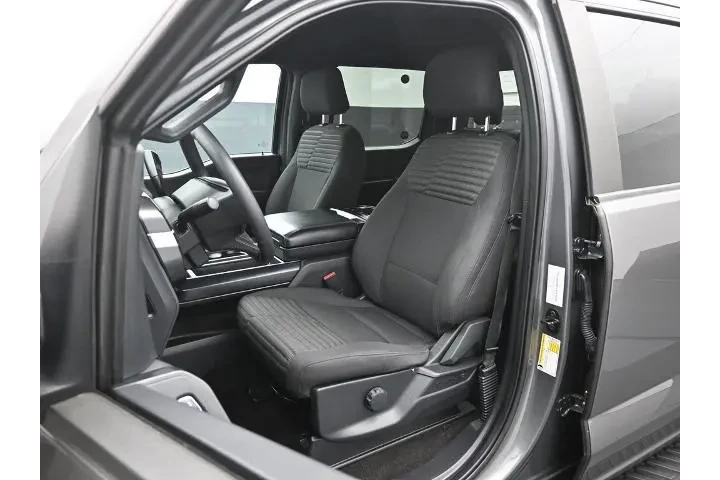 $28000 : Ford F-150 2022 4x2 XL 4dr S image 8